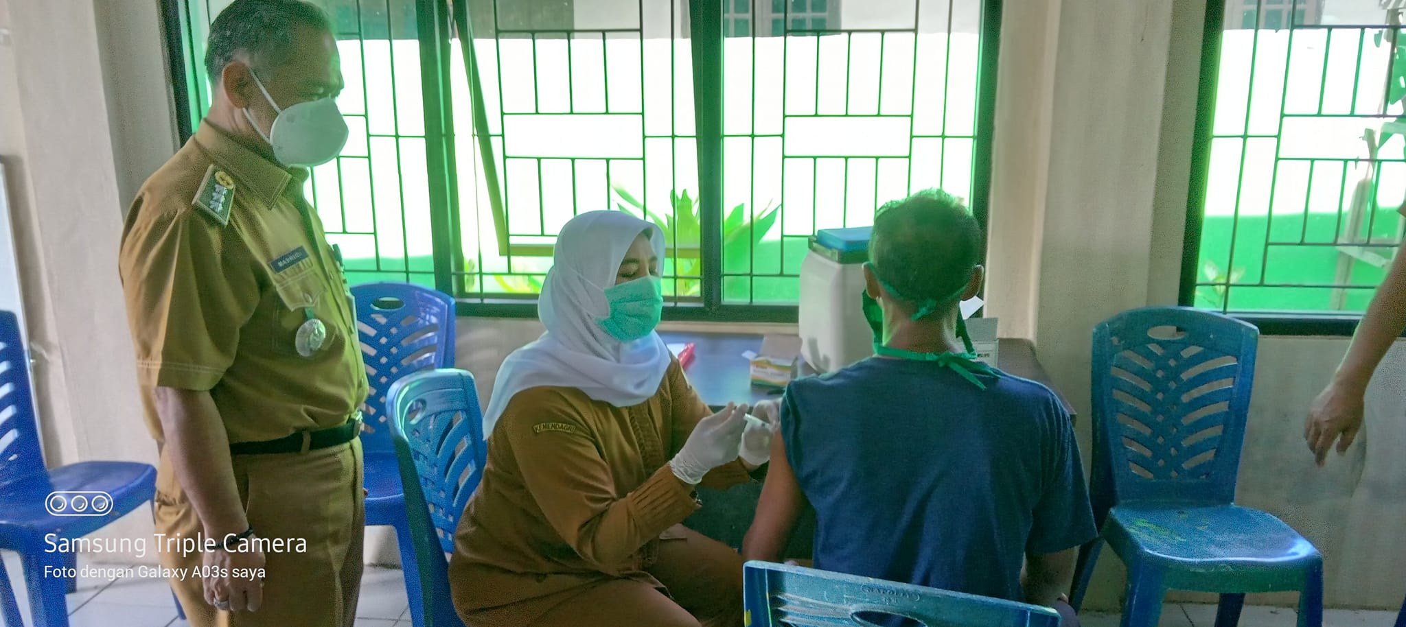 Monitor Vaksinasi Di Wilayah Kelurahan Banten.