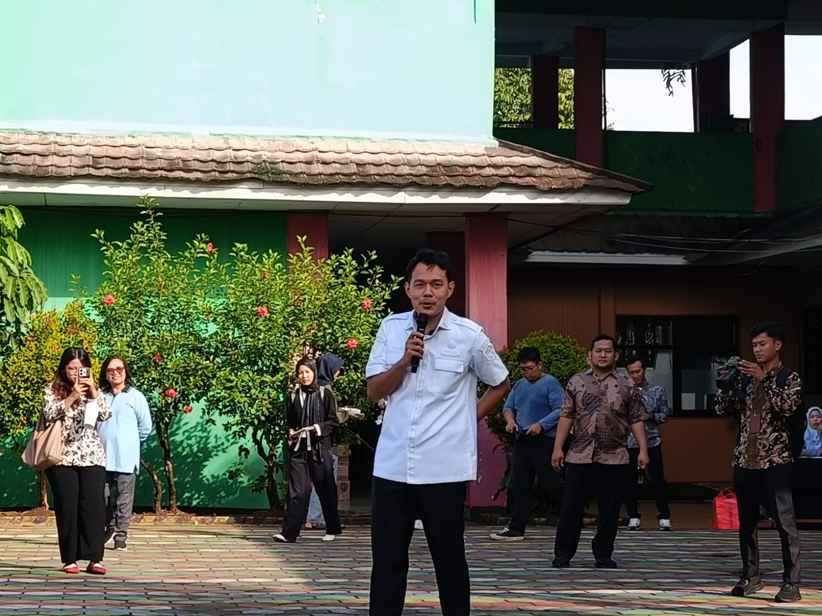 Giat Aksi Bergizi Dan Launching Pemeriksaan Kesehatan Gratis Tingkat SMP Se-Kota Serang Tahun 2025 Bersama Wakil Wali Kota Serang Bapak Nur Agis Aulia, S.Sos.