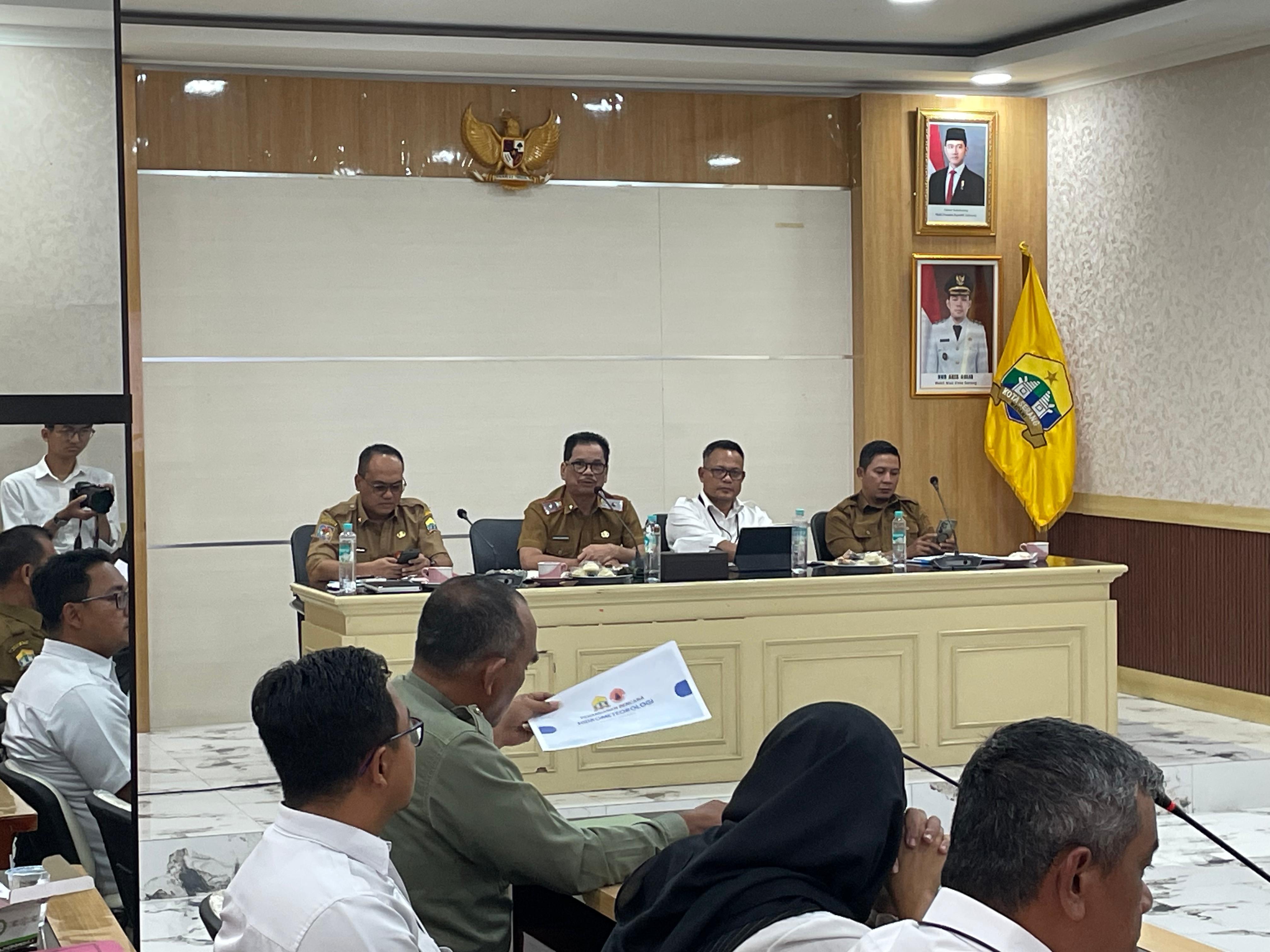 Rapat Koordinasi Penanganan Banjir dan Rumah Rubuh di Kota Serang