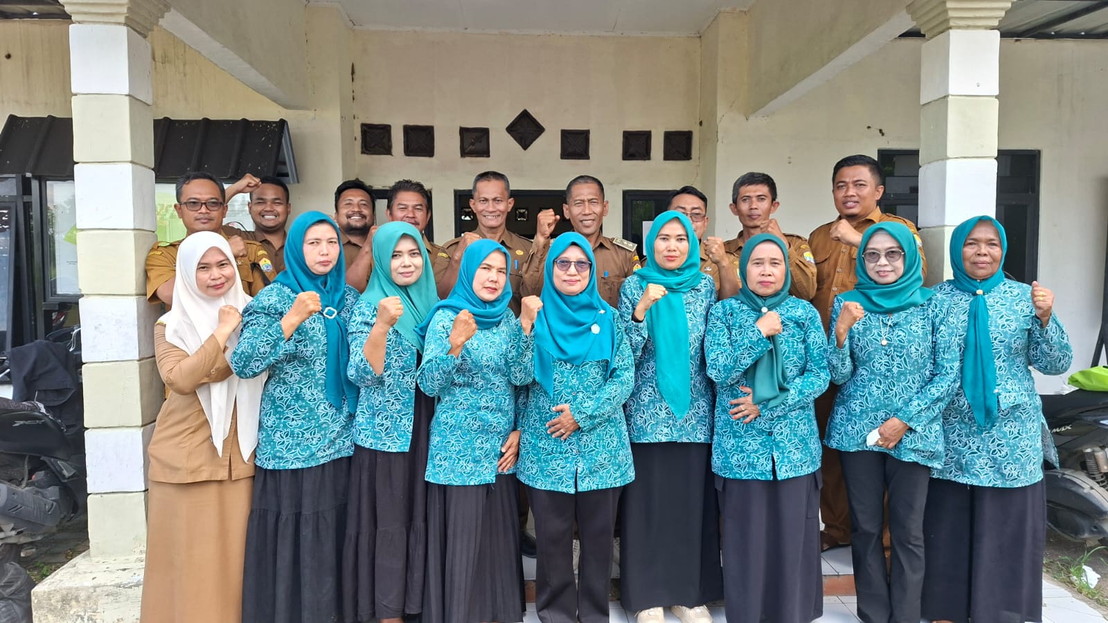 Sekretaris Kecamatan Kasemen Melakukan Penilaian Lomba Kelurahan Tingkat Kecamatan Kasemen Tahun 2026 Di Kelurahan Terumbu Dan Bendung