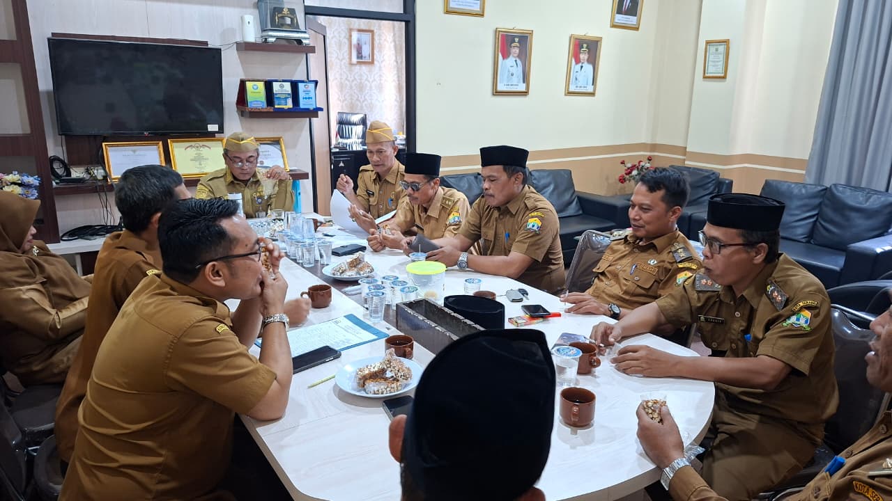 Giat Camat Kasemen Briefing Rutin Selasa Di Kecamatan Kasemen Kota Serang
