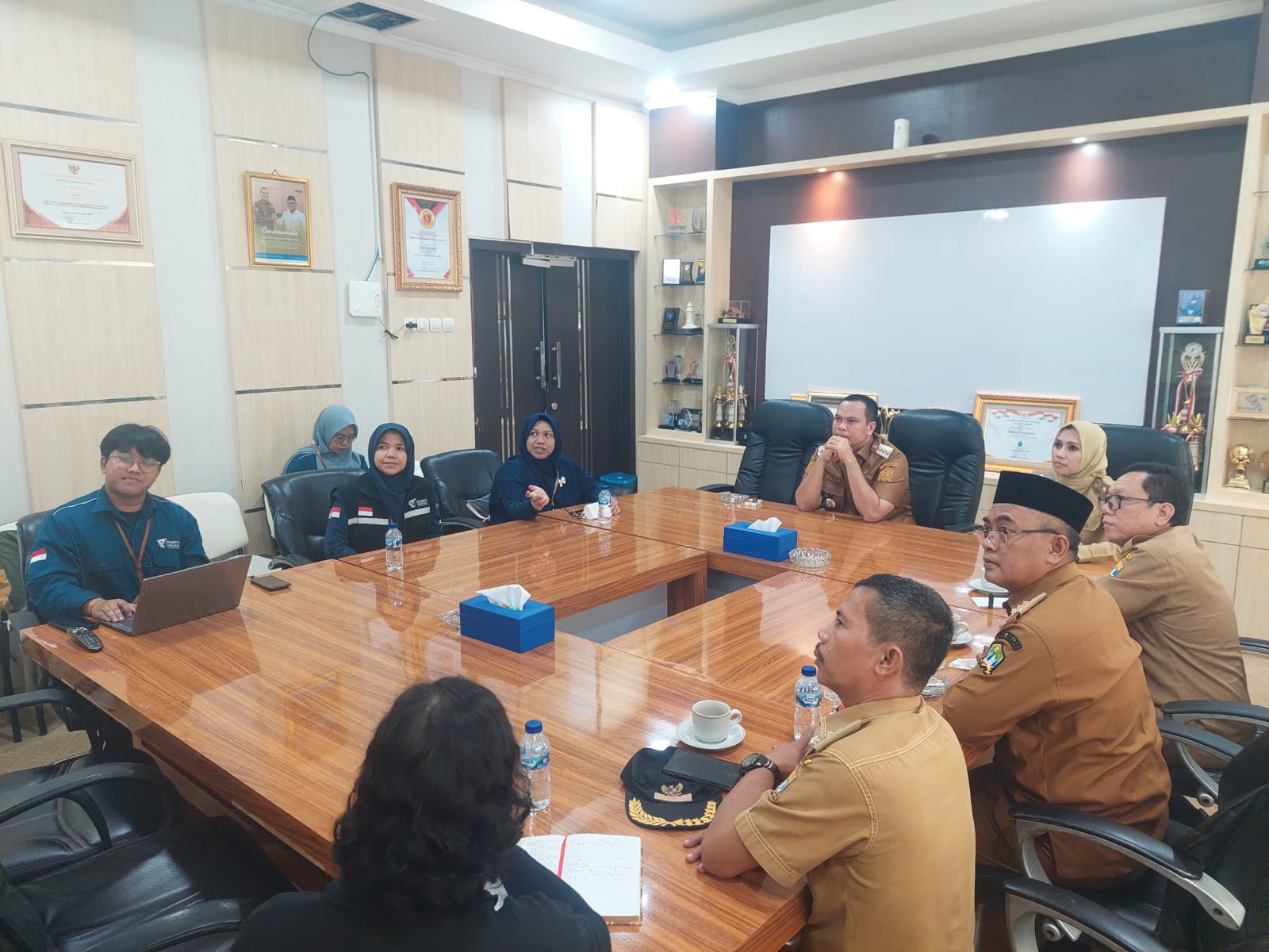 Audiensi Dari Dompet Dhuafa Mengenai Dukungan STBM Di Kecamatan Kasemen Bersama Wali Kota Serang