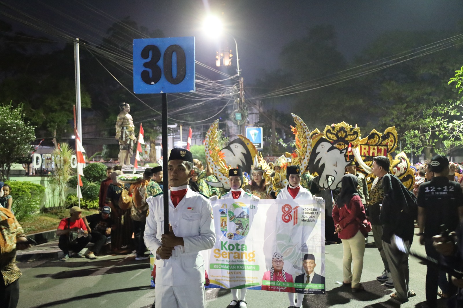 Pawai Budaya HUT Kota Serang Ke-19 dan HUT RI Ke-81 di Royal Baroe Kota Serang