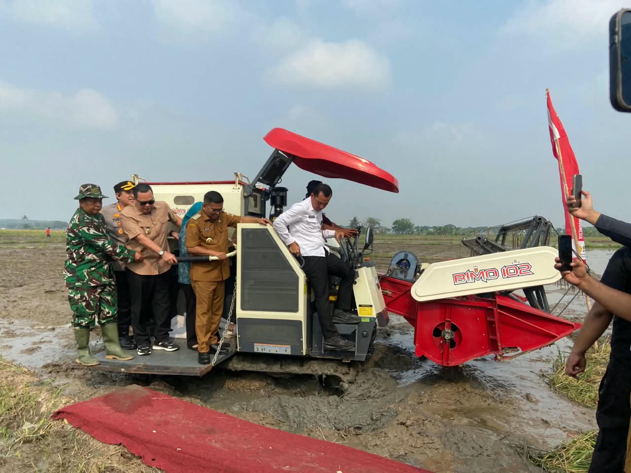 Panen PM-AAS 100 Ha Di Kelurahan Kasunyatan Kecamatan Kasemen