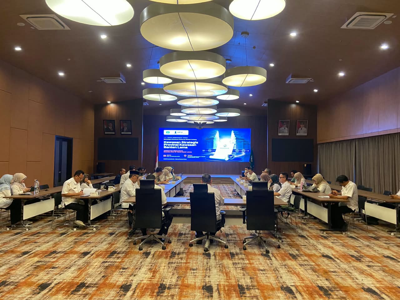 Rapat Pembahasan Rencana Pengembangan Pekerjaan Penyempurnaan Draf Ranpergub Kawasan Strategis Provinsi (KSP) Kawasan Banten Lama
